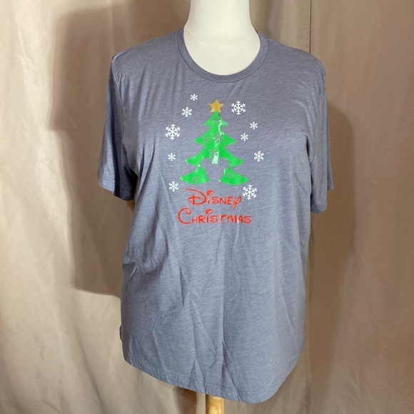 Custom Disneyland Christmas Tee - Picture 1 of 6
